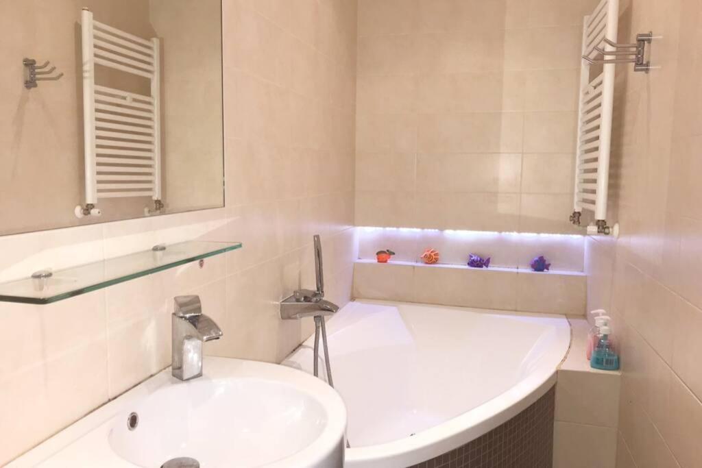 Deluxe Apartment In The Centre Of Флоренция Экстерьер фото